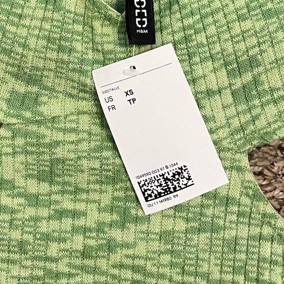 H&M Ribbed Halterneck Midi Dress in Light Green Melange. Size XS. - Picture 4 of 4